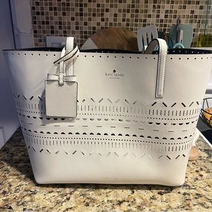 Kate Spade ♠️ White Tote Bag